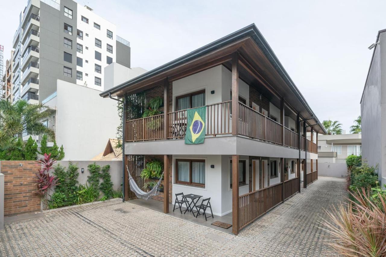 Banzai Brava Suites Itajai Exterior photo