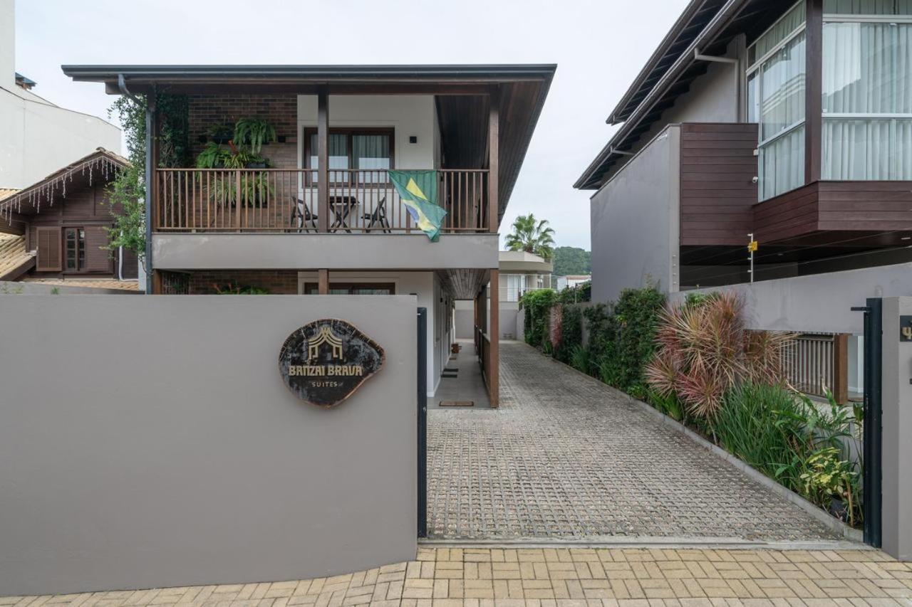 Banzai Brava Suites Itajai Exterior photo
