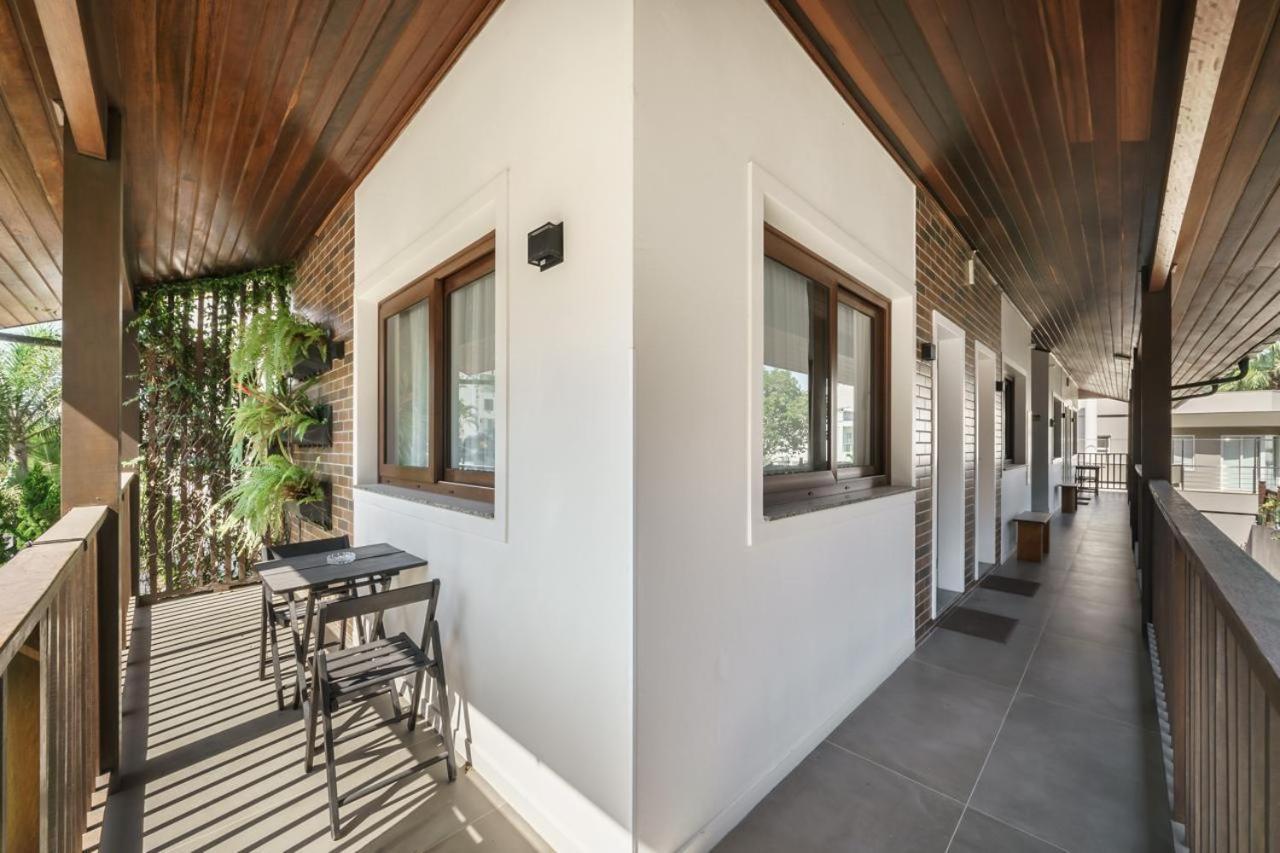 Banzai Brava Suites Itajai Exterior photo